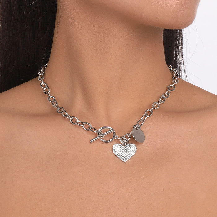 Women's Round Heart Shape With Diamond Necklace