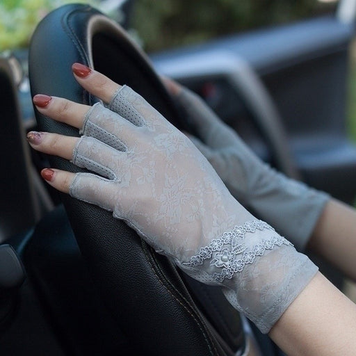 Semi-Finger Lace Sunscreen Gloves Female Summer Ice Silk Half Fingers Anti-Slip Driving Thin Anti-UV Fashion Women Mittens TB54