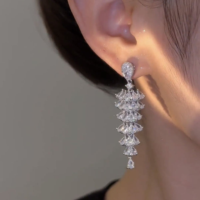 Fashion Jewelry Micro Inlaid Zircon Retro Pagoda Modelling Earrings