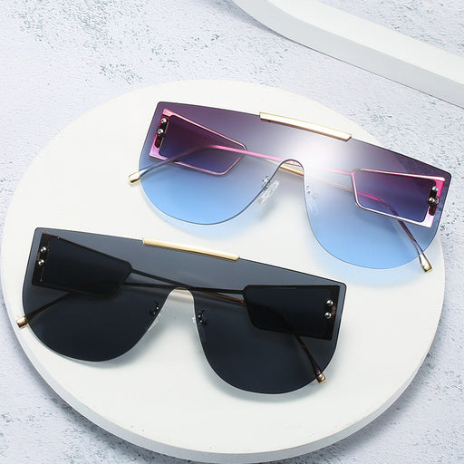 New One-piece Personality Big Frame Fashionable Sunglasses For Women