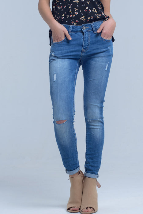Skinny Jeans With Rips Knee