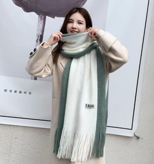 Men's And Women's Fashion Two-color Patchwork Tassel Warm Scarf